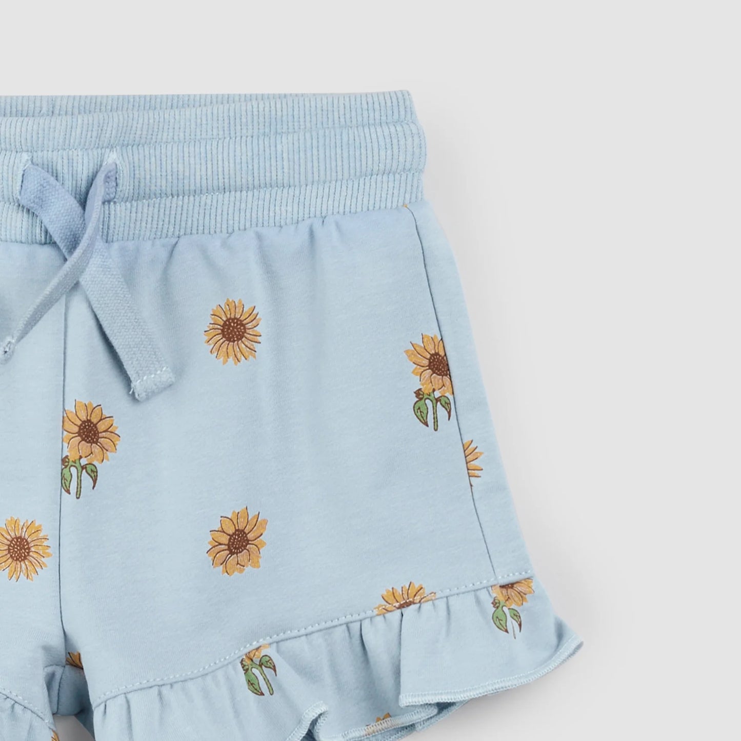 Daisy Ruffle Knit Shorts