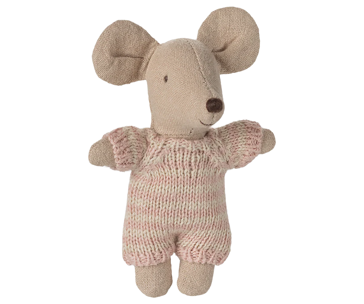 Rose Baby Mouse in Carrycot