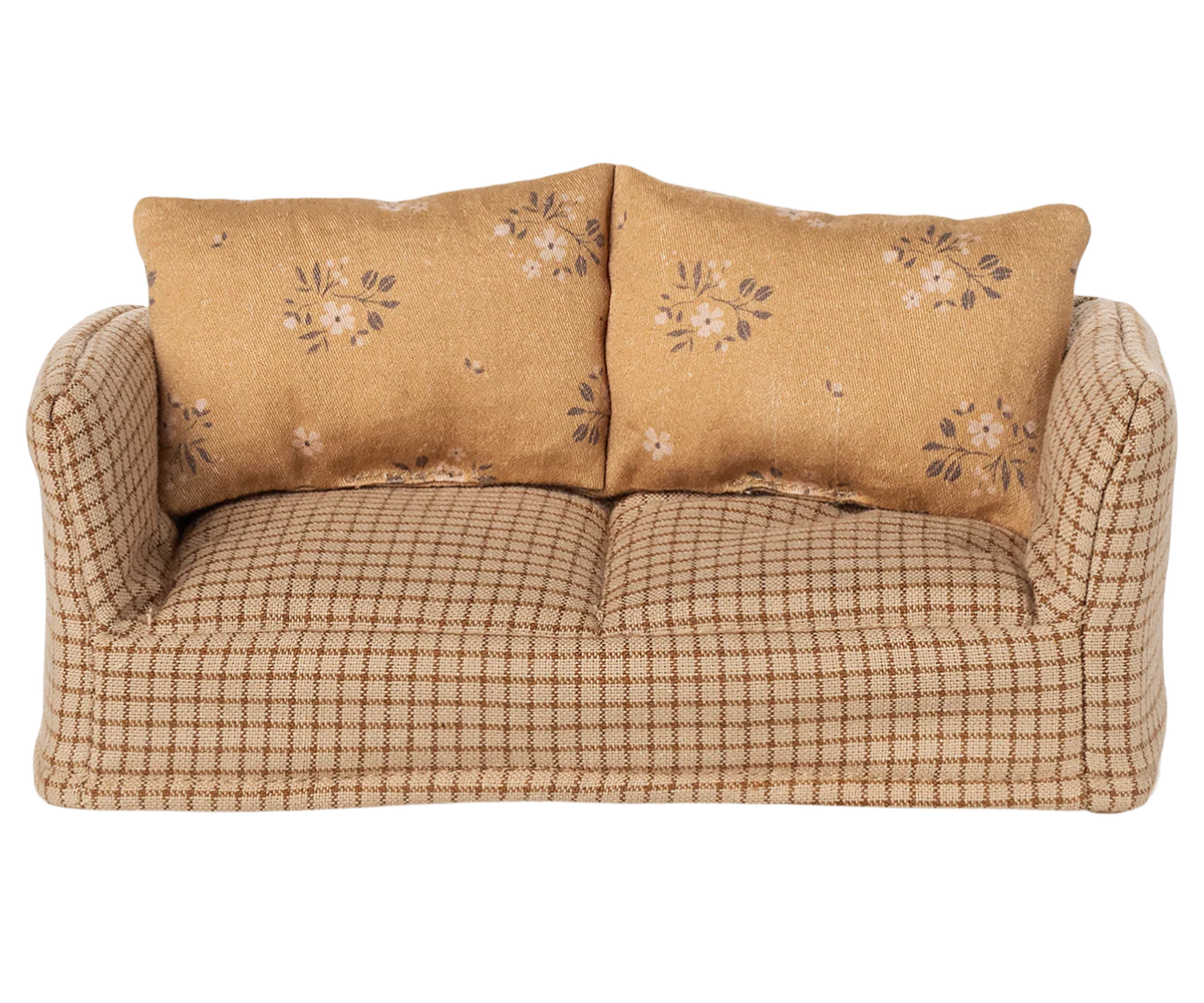 Mable Mouse Couch