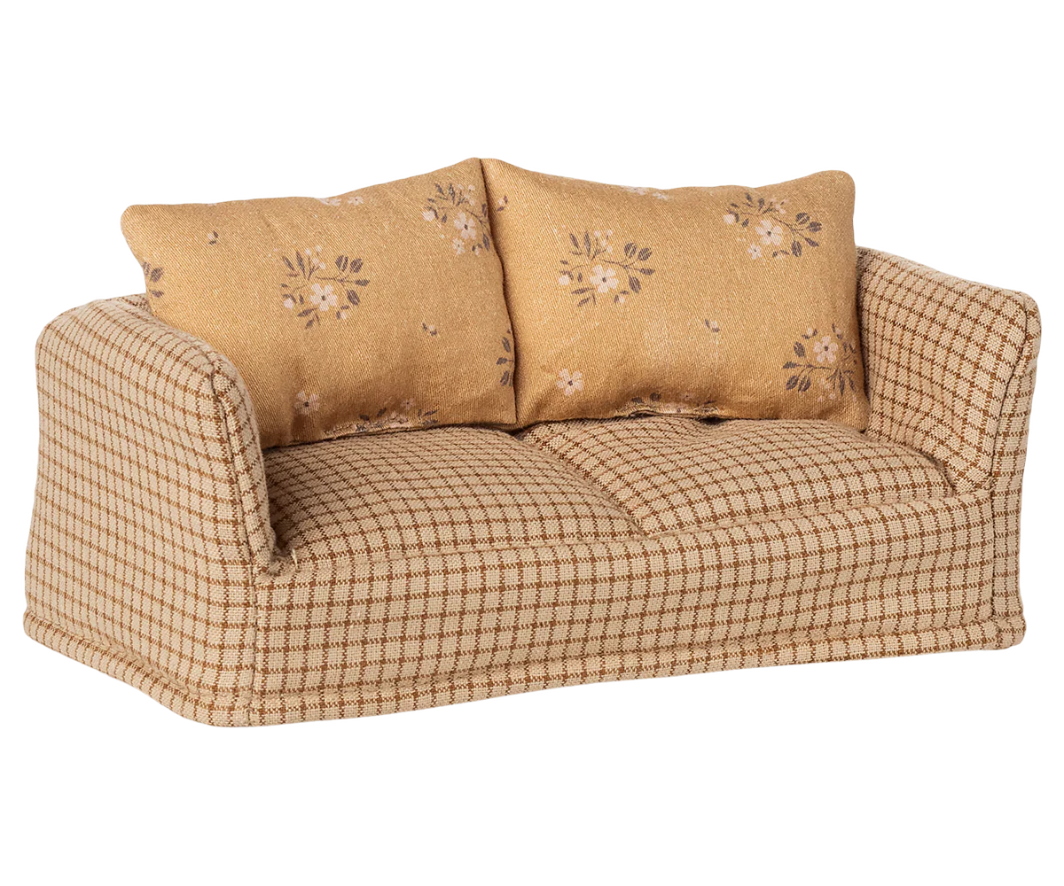 Mable Mouse Couch
