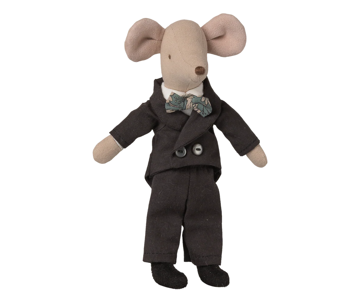 Maileg Wedding Suit doll outfit for dad mouse with tuxedo and bow tie
