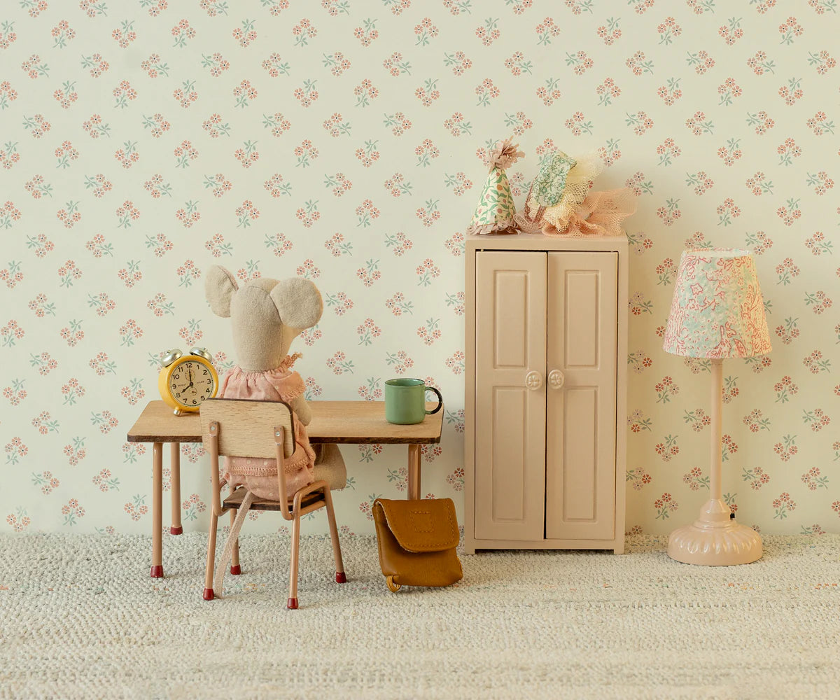 Mouse Vintage Floor Lamp- Powder