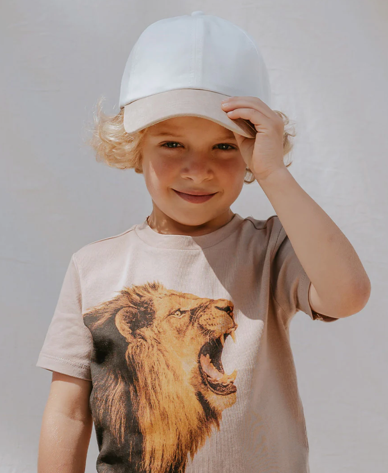 Roaring Lion Top