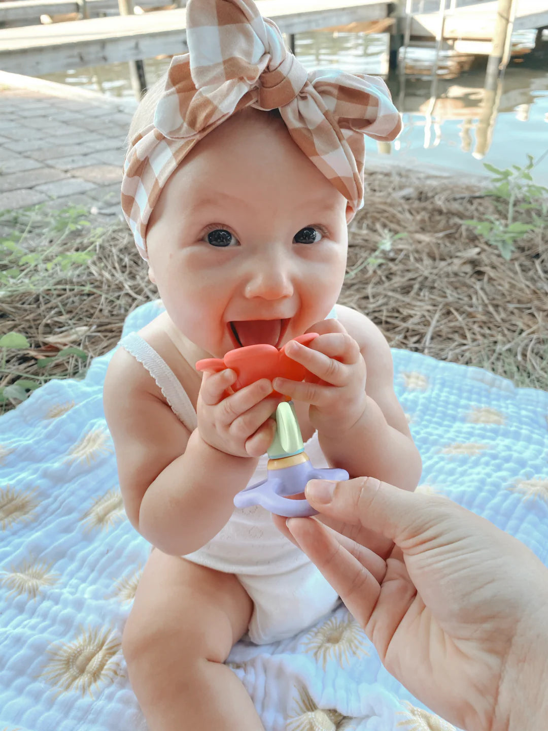 Spinning Flower Teether