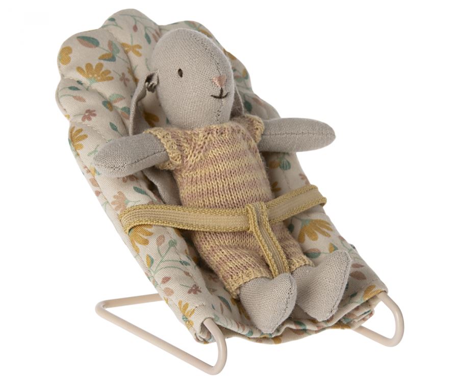 Scalloped Micro Babysitter 196 TOYS CHILD Maileg