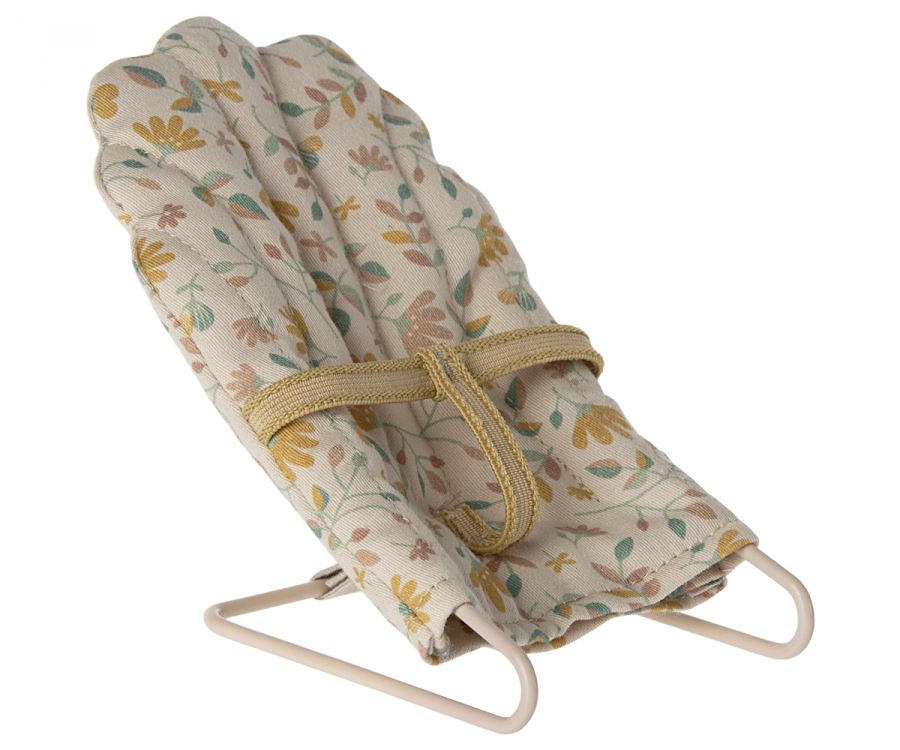Scalloped Micro Babysitter 196 TOYS CHILD Maileg