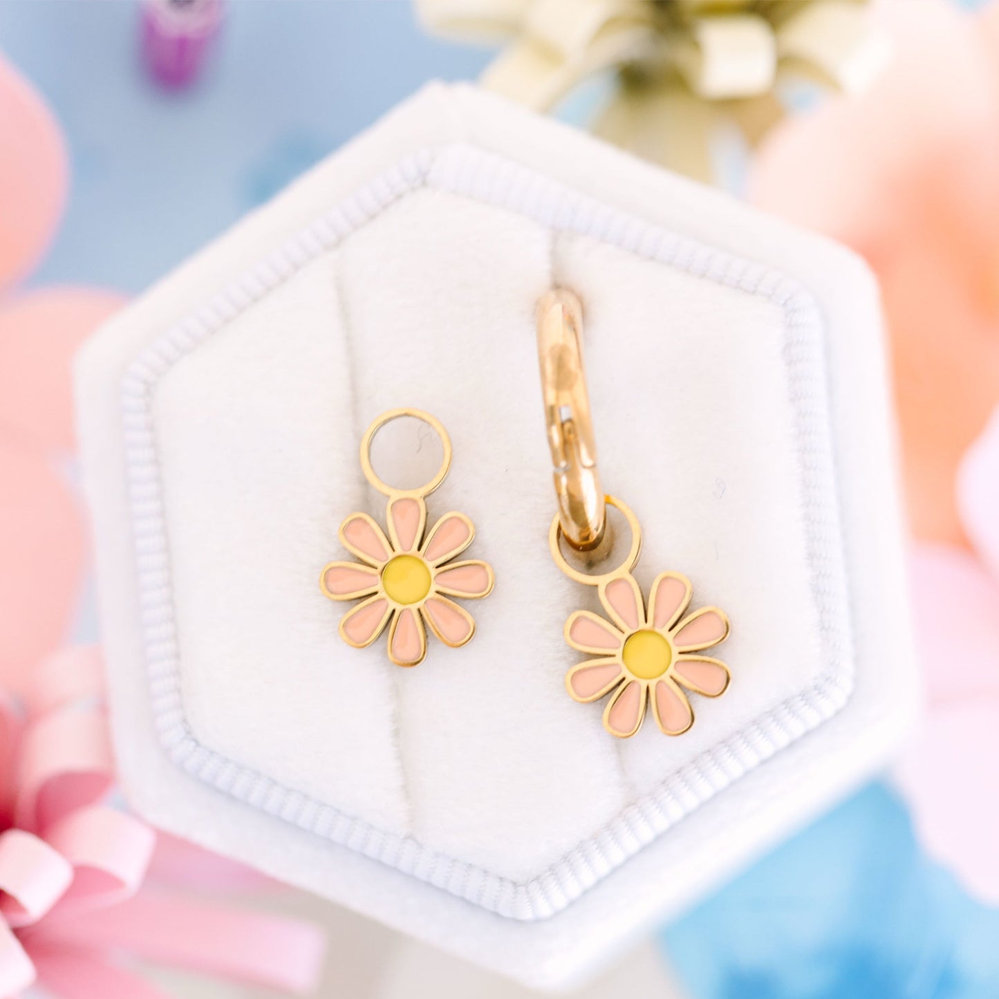 Peach Daisy Charms