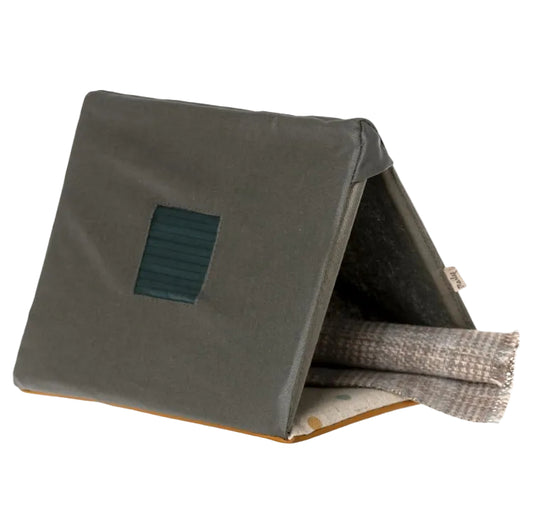Single dark green Mouse Tent