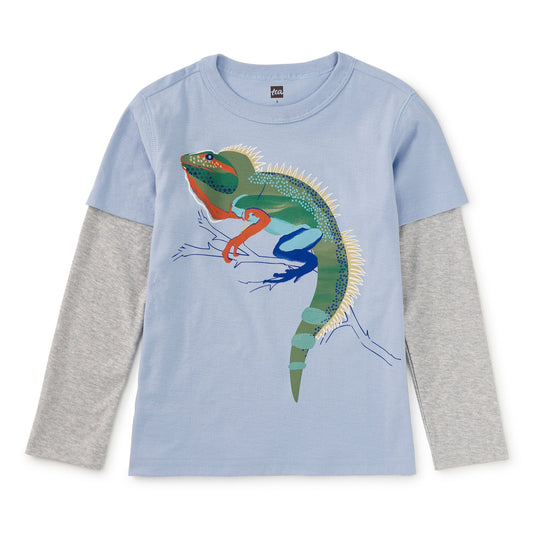 Long-sleeve shirt with a colorful chameleon design on a light blue background