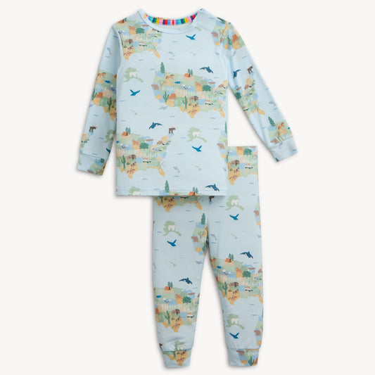 Children's pajama set with map of the USA print