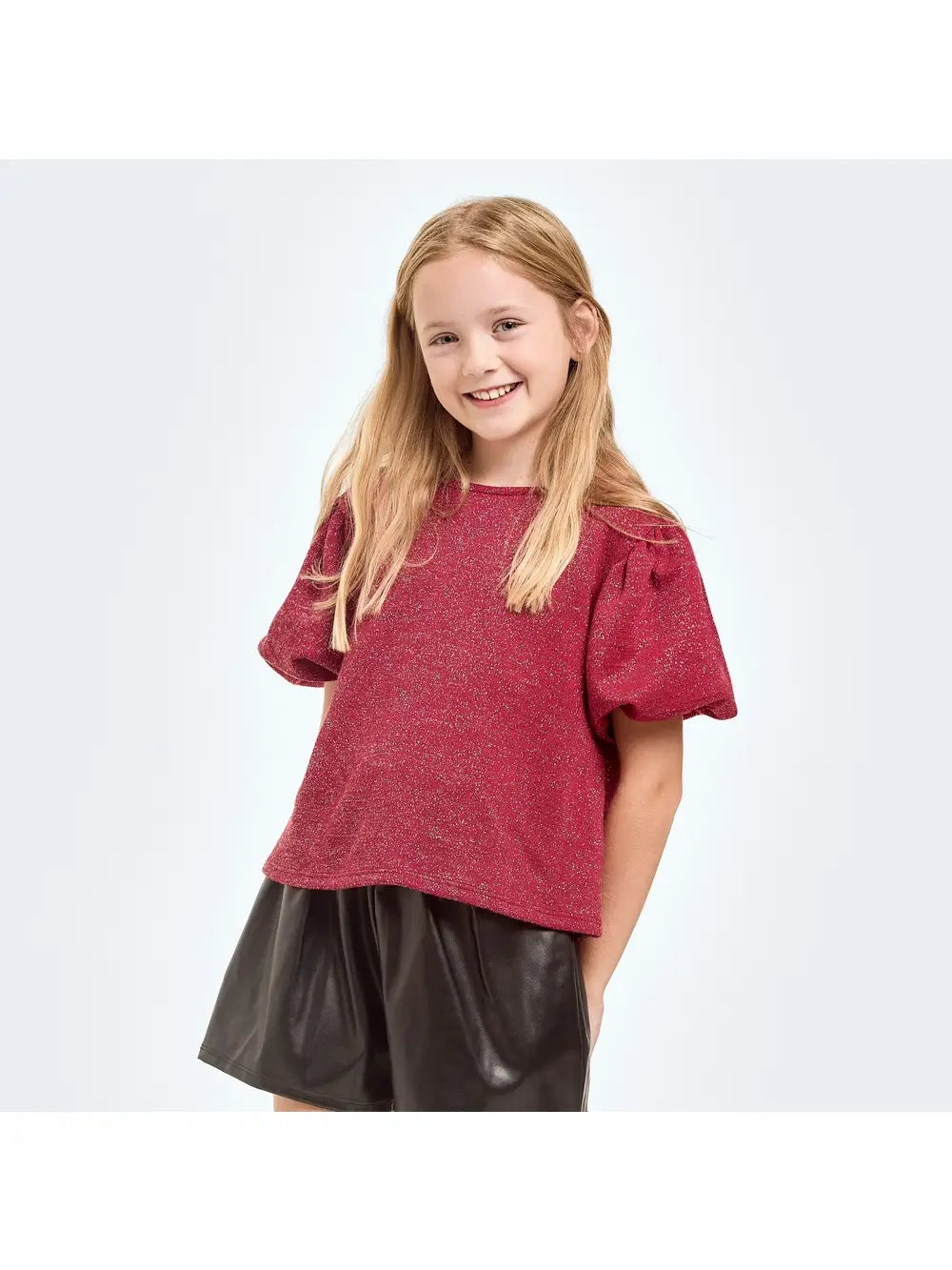 - Mid weight brushed mink knit with lurex 
- Crew neckline
- Short balloon sleeve
- A-line cropped design