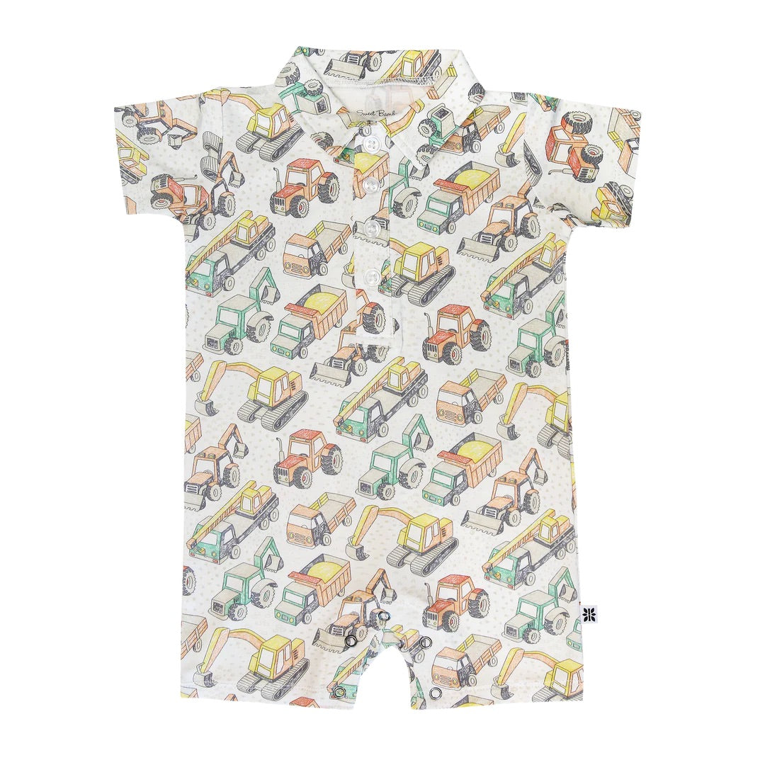 Short-sleeve polo romper with construction vehicle pattern