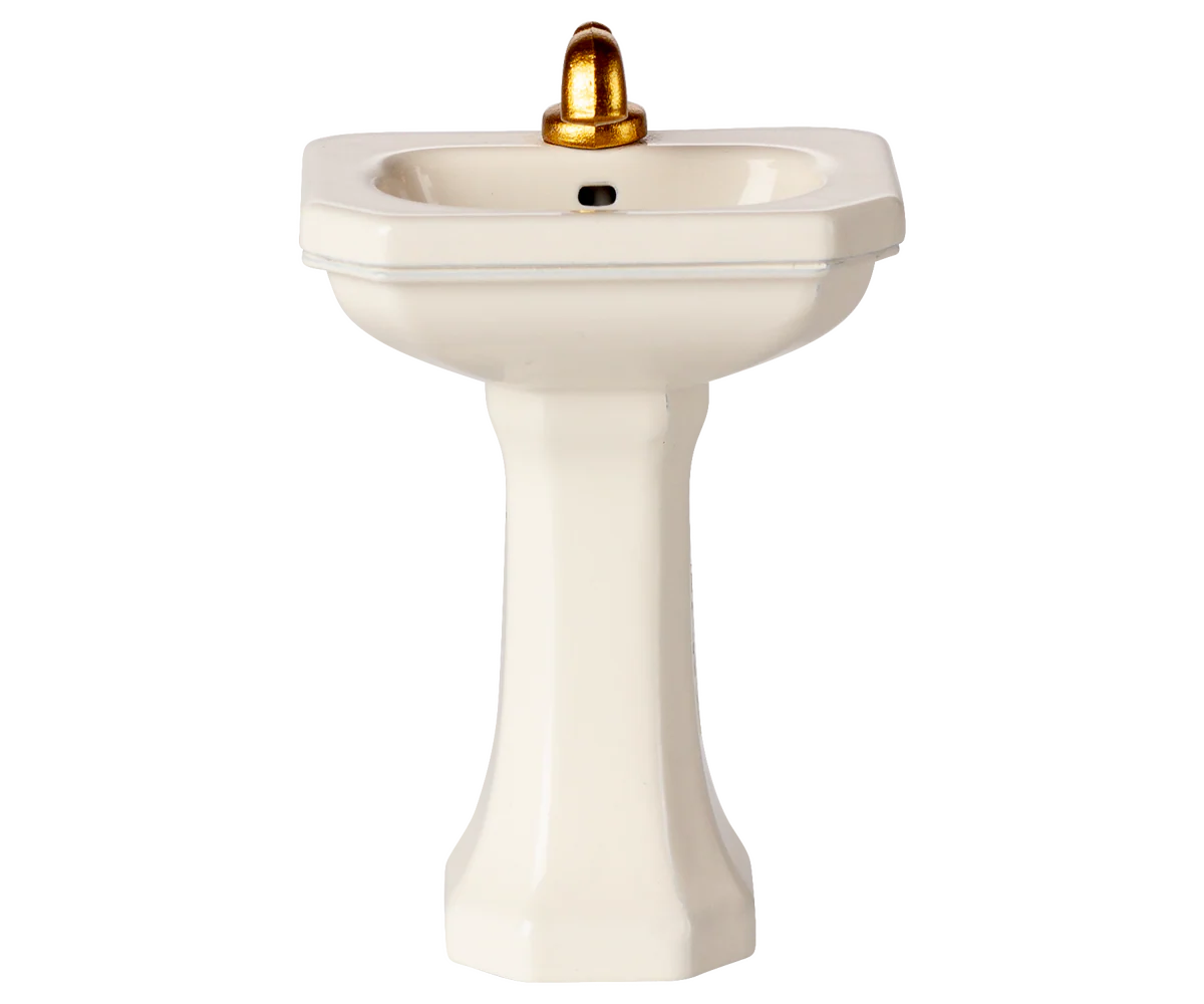 Off White Bathroom Sink - Mouse