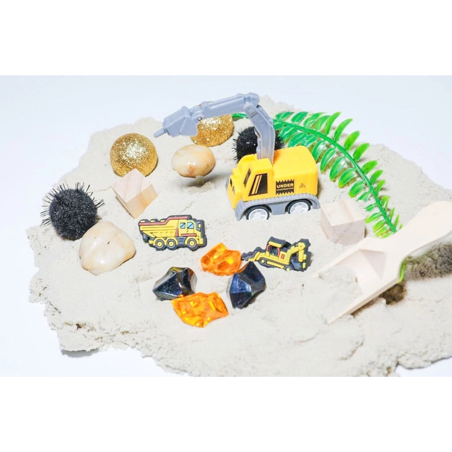 Construction Fun Sand Jar with Sensory Sand and Toys