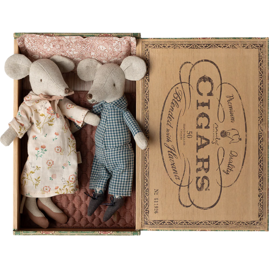 Grandma and Grandpa mice in a cigar box