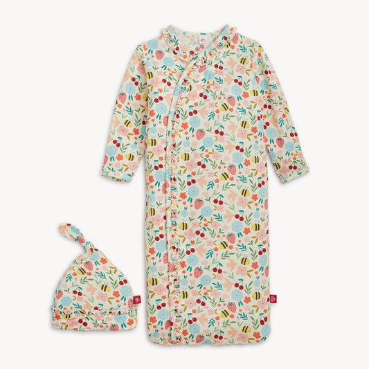 Floral-patterned baby gown and hat set 