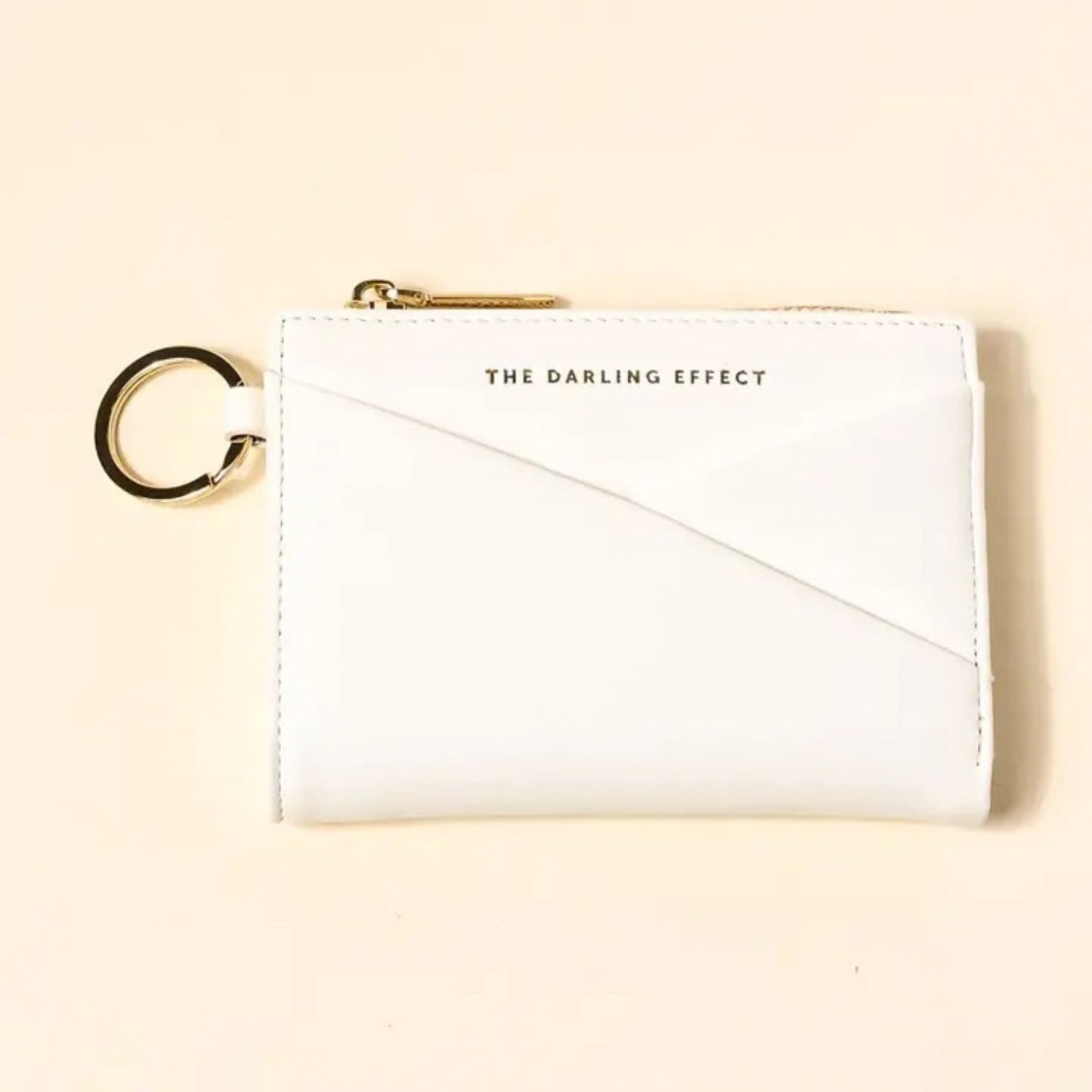 Classic White Wallet With Sleek Everyday Design