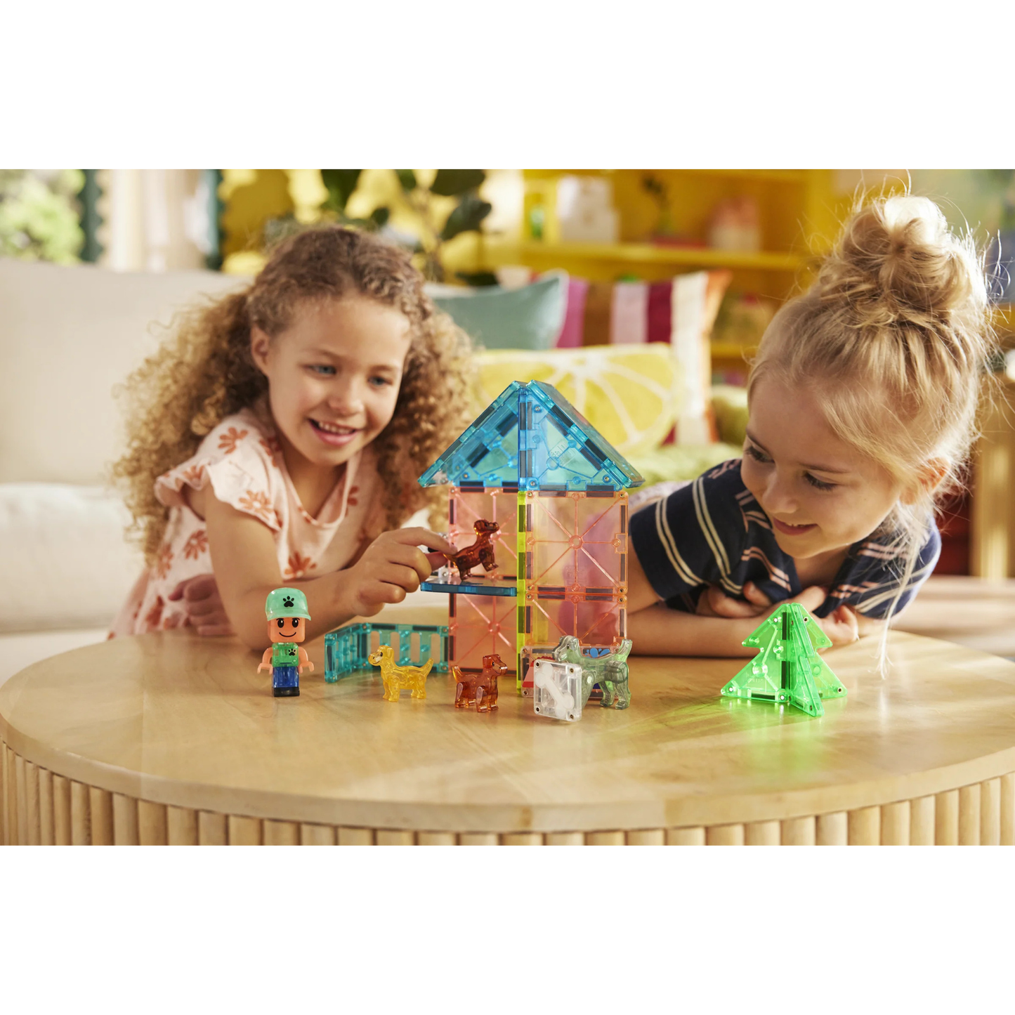 Colorful magnetic puppy park set with pet figures