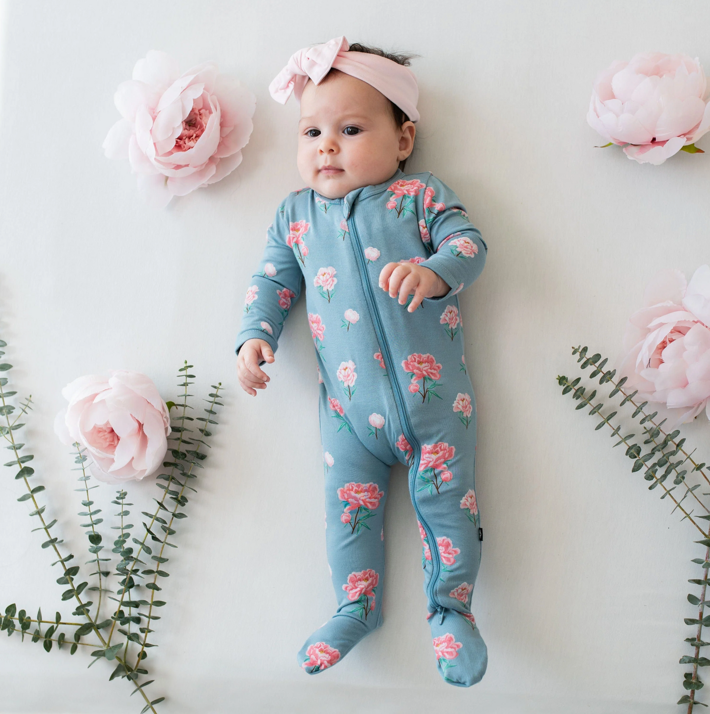 Peony Zipper Footie