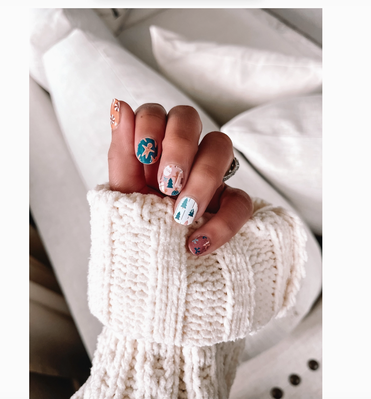 Cozy Christmas Nail Stickers