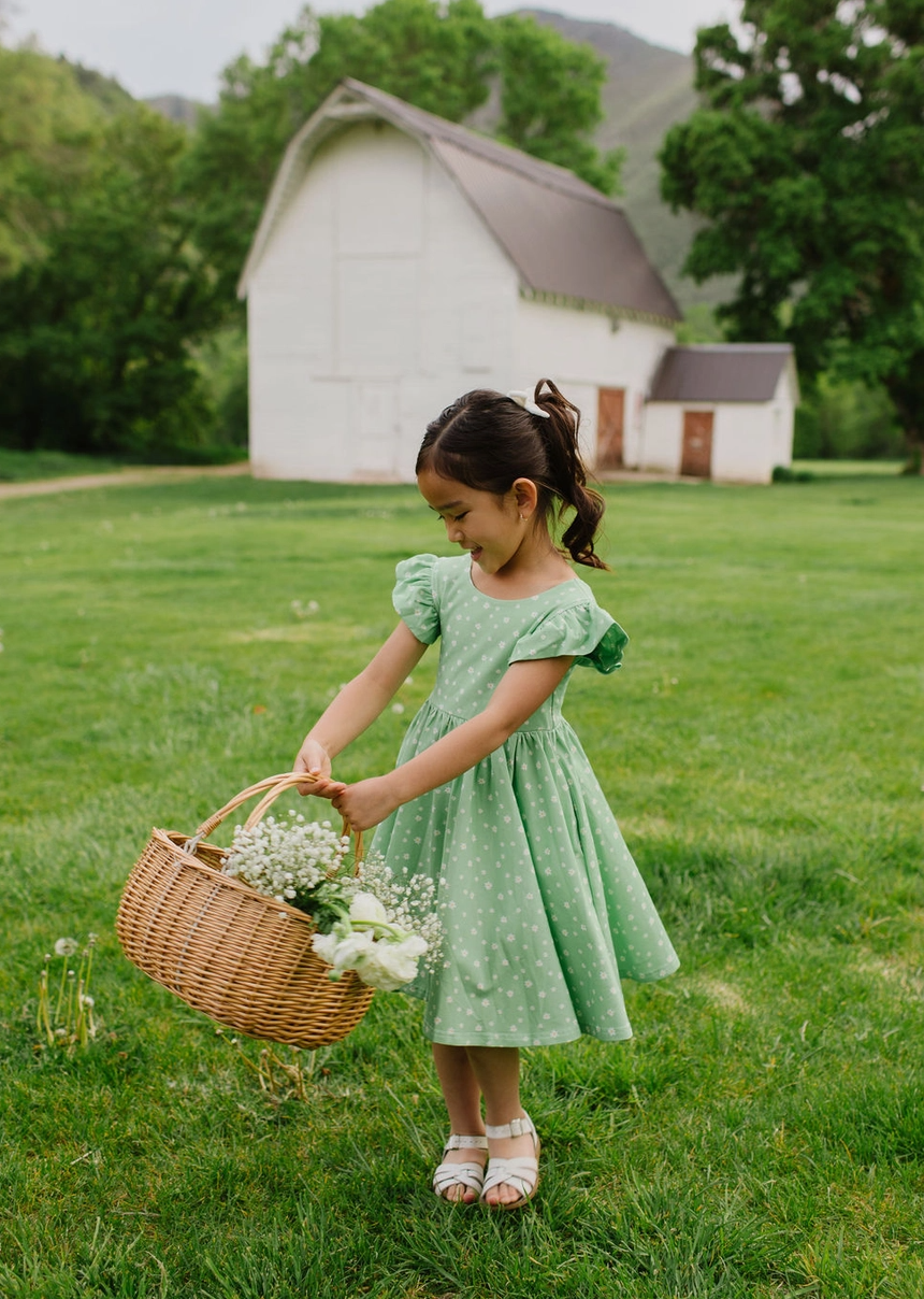 Green Daisy Pocket Twirl Dress