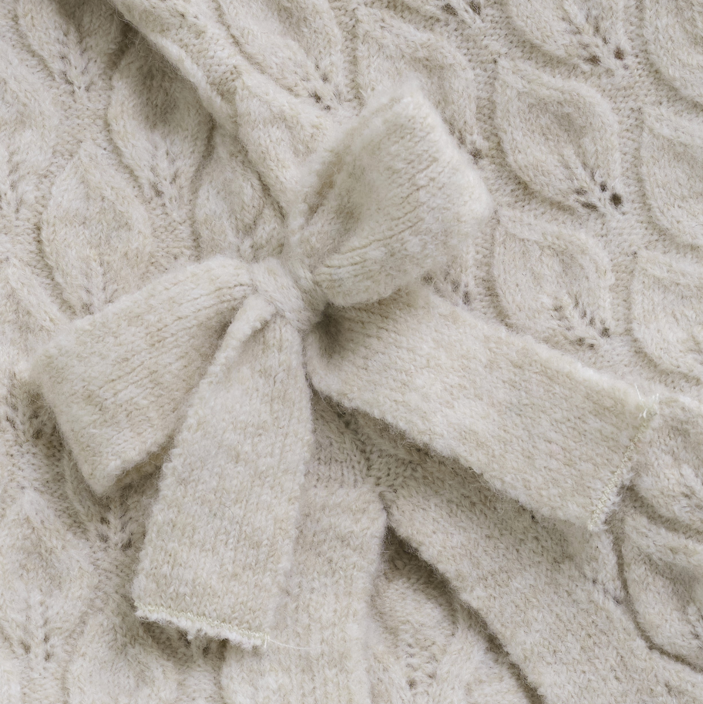 Oatmeal Sweater with Bows