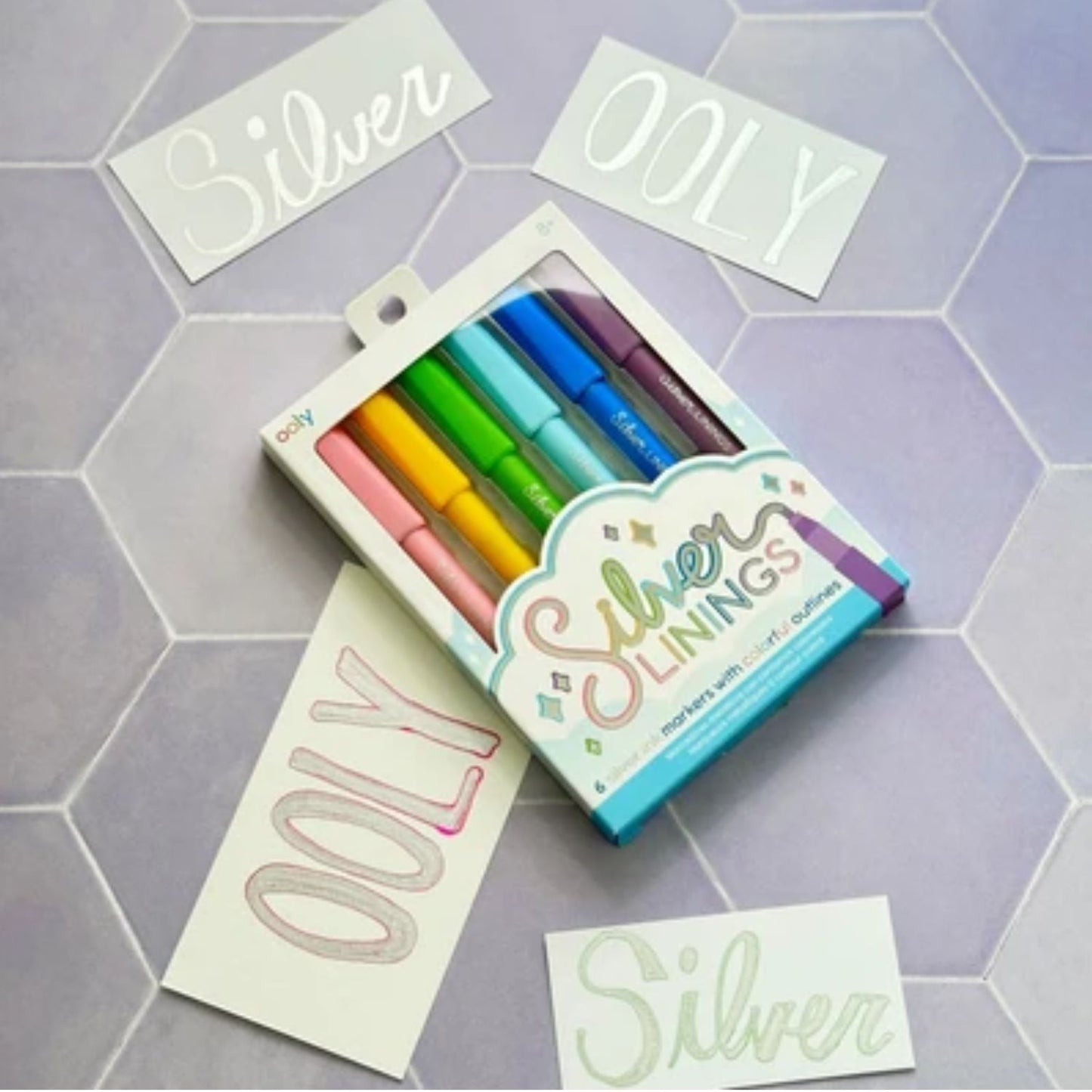 Self-outlining metallic markers for creative designs