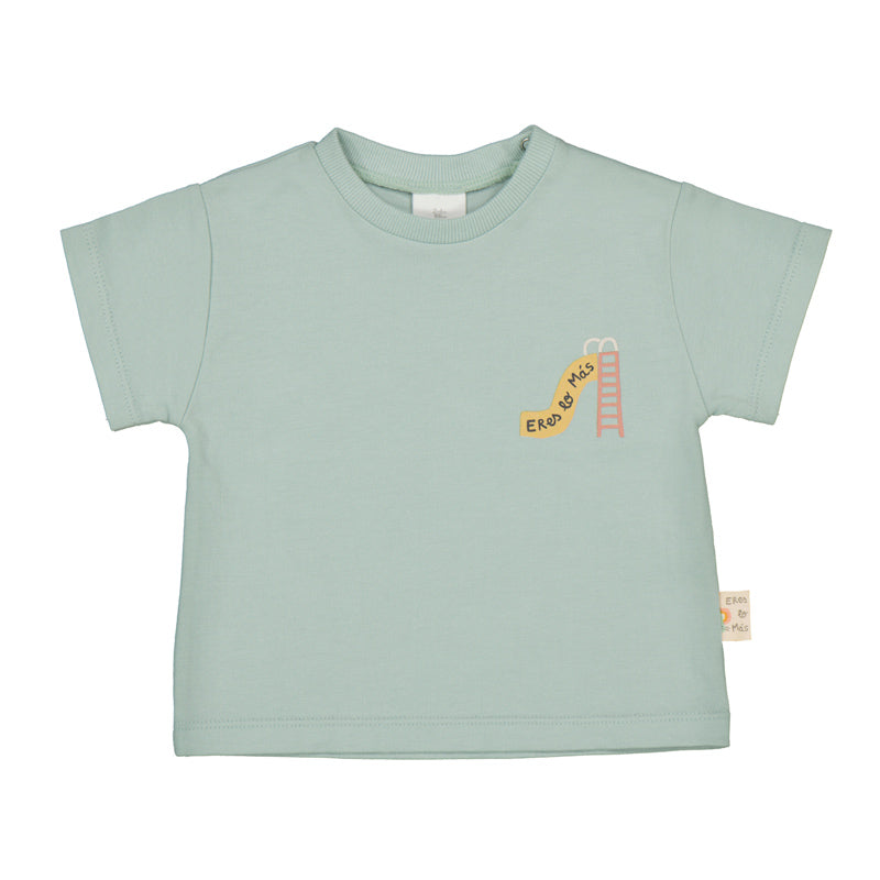 Light green t-shirt with a small design 