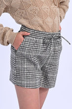 Beige Plaid Woven Shorts 160 GIRLS APPAREL TWEEN 7-16 Molly Bracken 8 