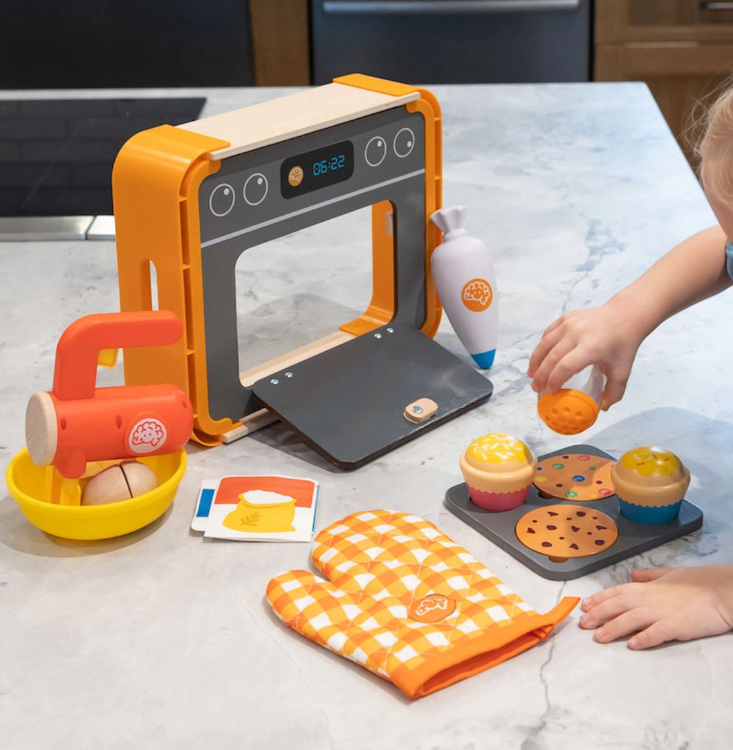 Pretendables Bakery Set 196 TOYS CHILD Fat Brain Toys 